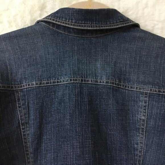 BCBGMaxAzria Jeans Cropped Jean Jacket - Picture 15 of 16